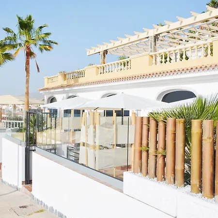 Апартаменты Apartamento Avenida Europa 80 *